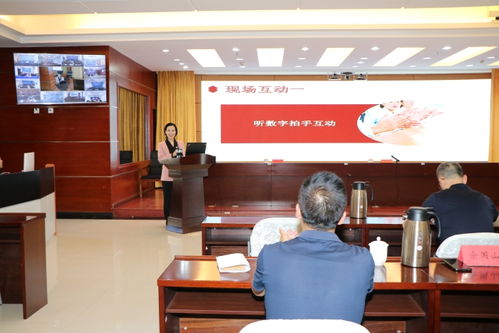 新疆教育考試院舉辦服務(wù)禮儀專題講座，以專業(yè)服務(wù)提升招生咨詢窗口形象